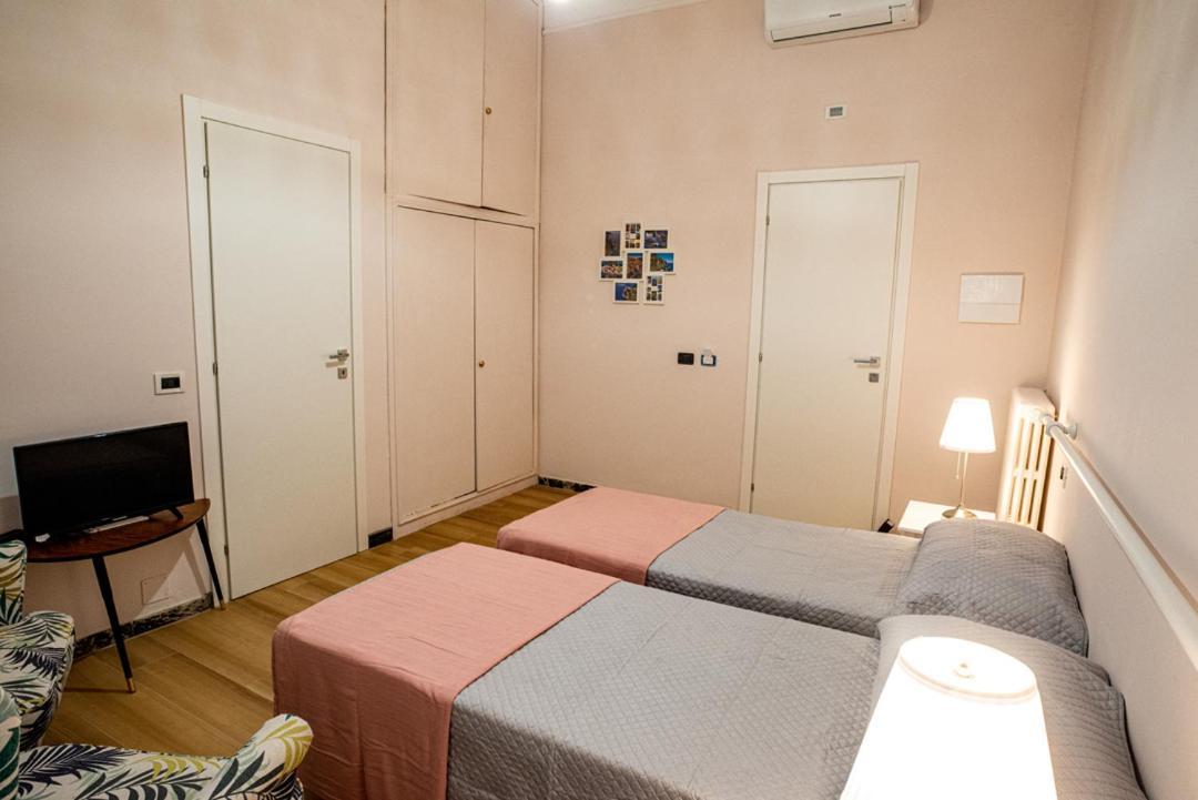 Charlotte Appartamento Con Parcheggio, 5 Terre, Vicino Stazione La Spezia Exterior foto