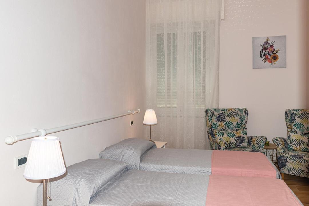Charlotte Appartamento Con Parcheggio, 5 Terre, Vicino Stazione La Spezia Exterior foto
