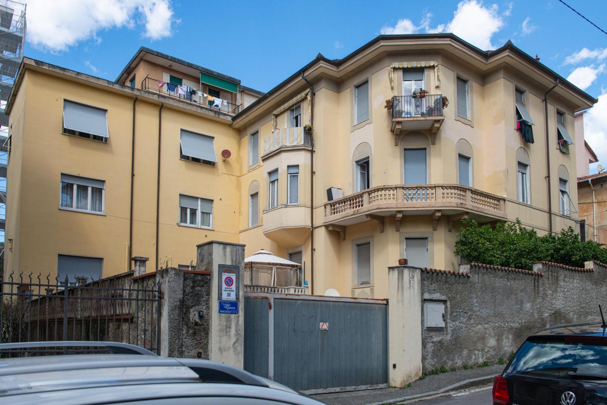 Charlotte Appartamento Con Parcheggio, 5 Terre, Vicino Stazione La Spezia Exterior foto
